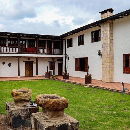 Casona Quesada Hotel Суеска Екстериор снимка