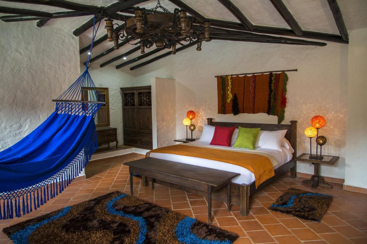 Casona Quesada Hotel Суеска Екстериор снимка