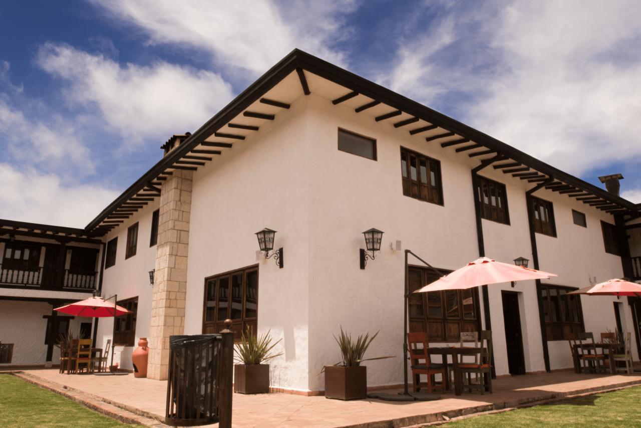 Casona Quesada Hotel Суеска Екстериор снимка