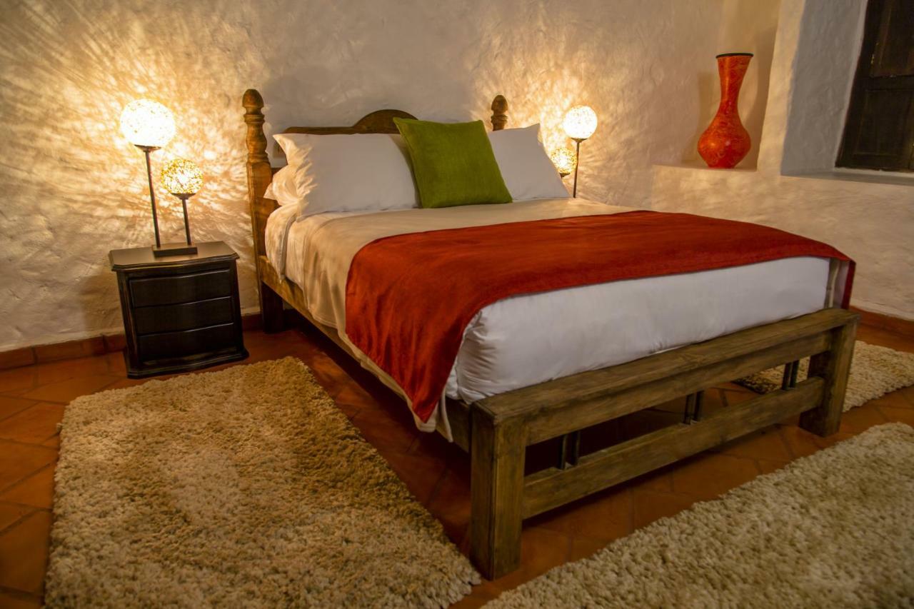 Casona Quesada Hotel Суеска Екстериор снимка
