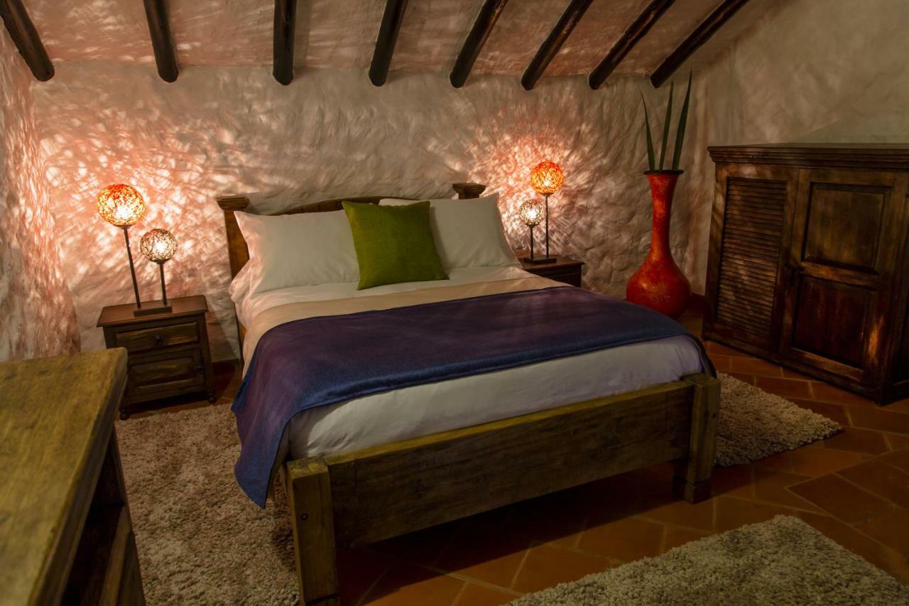 Casona Quesada Hotel Суеска Екстериор снимка