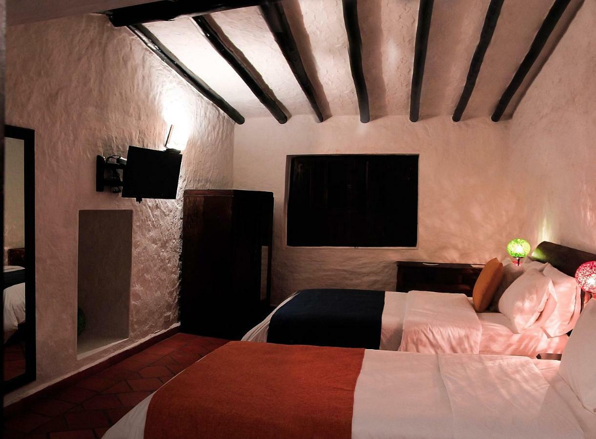 Casona Quesada Hotel Суеска Екстериор снимка