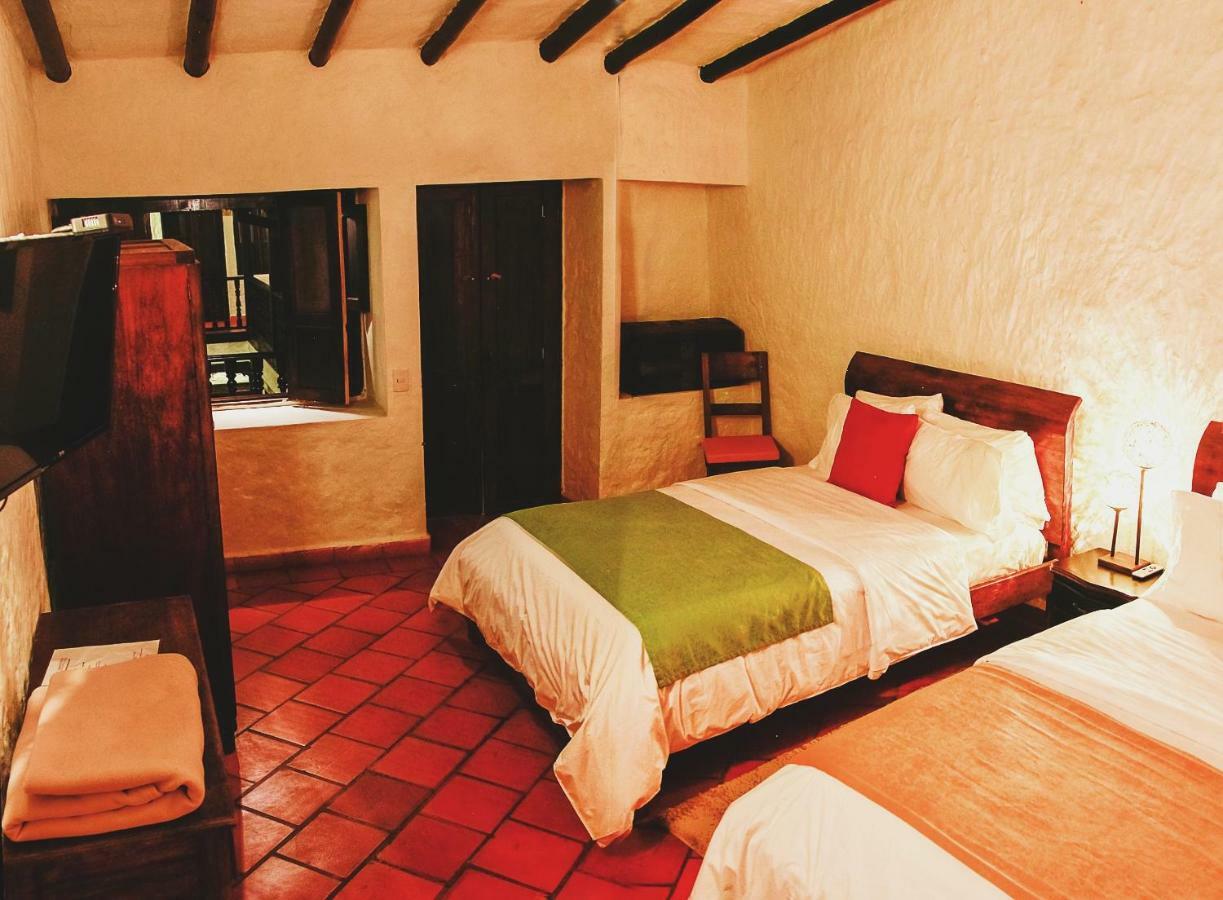 Casona Quesada Hotel Суеска Екстериор снимка