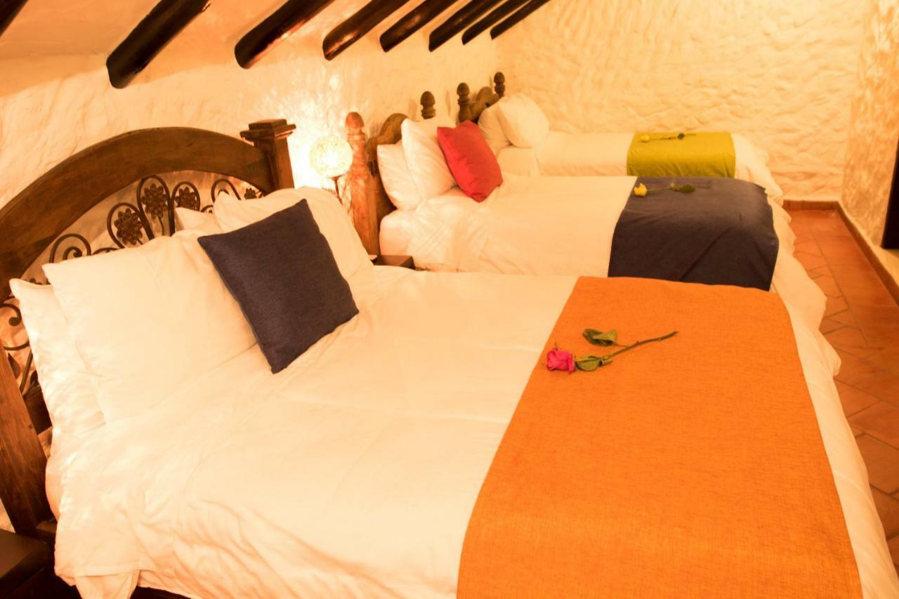 Casona Quesada Hotel Суеска Екстериор снимка